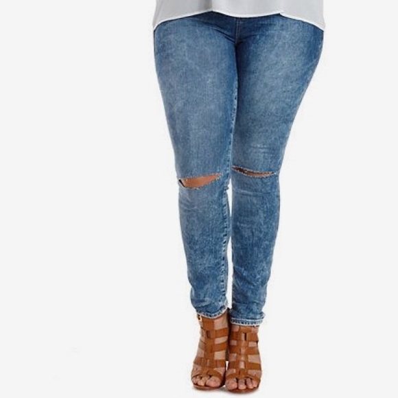 refuge Denim - NWT Refuge skin tight denim leggings. Size 20